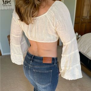 Candie’s 90’s Boho Wide Sleeve Crop Top
